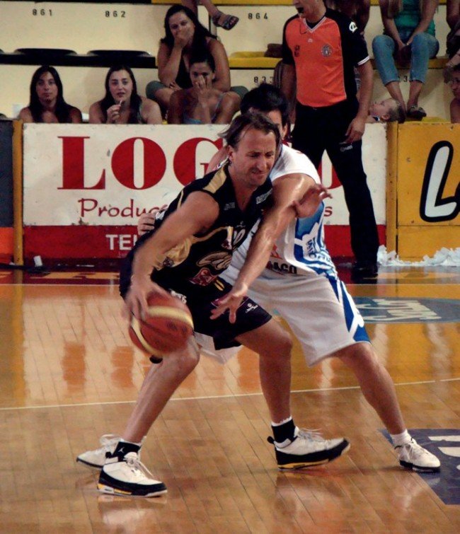 Lib_Quimsa050112_Ginobili800