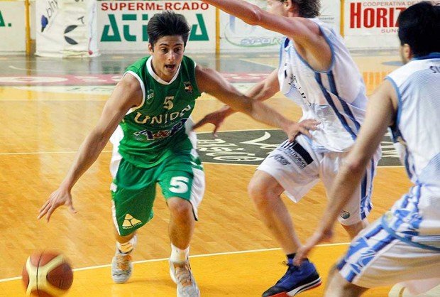 Unión sigue ganando en el arranque del TFB (Foto: Diego Rosso).