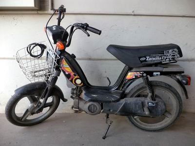 La moto robada y luego recuperada (Prensa URV).