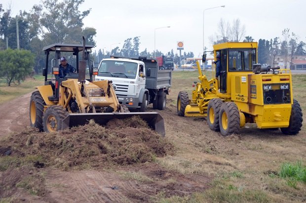 Los trabajos de la colectora de Ruta N° 34 (Prensa Municipalidad).