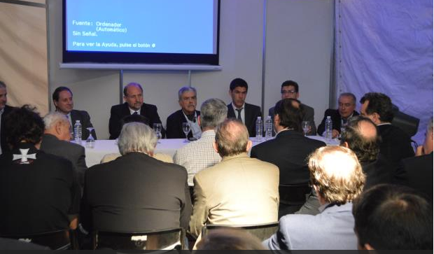 El acto que había tenido a los funcionarios en la ciudad.