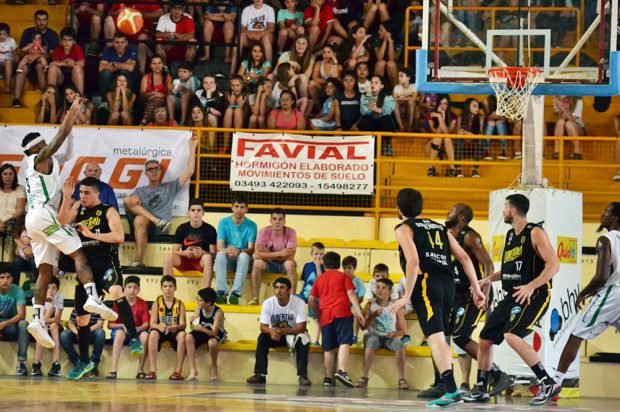 Con 41 puntos, Baxley fue el dueño de la noche.