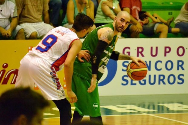 Legaria aportó cinco asistencias en la noche de ayer.