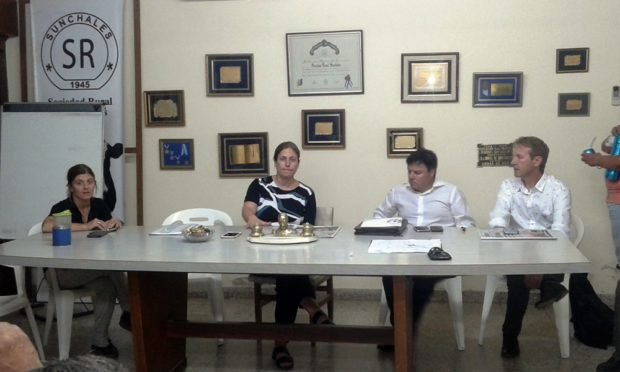 Scaglia, en la visita de ayer por la tarde a la Sociedad Rural.